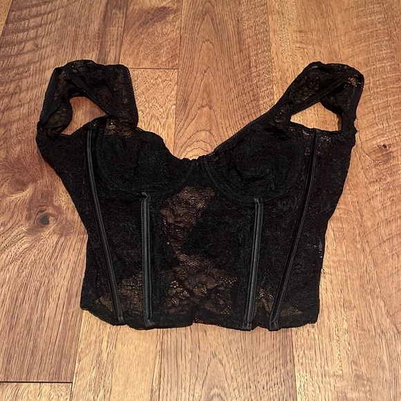 Edikted Woman’s Black Lace Corset Top Size S - Picture 1 of 4
